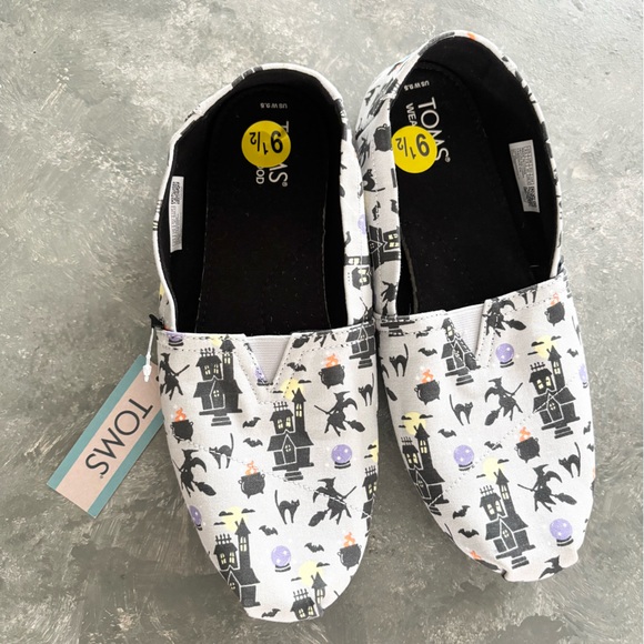 Toms Shoes - TOMS Women's Alpargata Glow-In-The-Dark Witches and Cats slip-on shoes 9.5 new